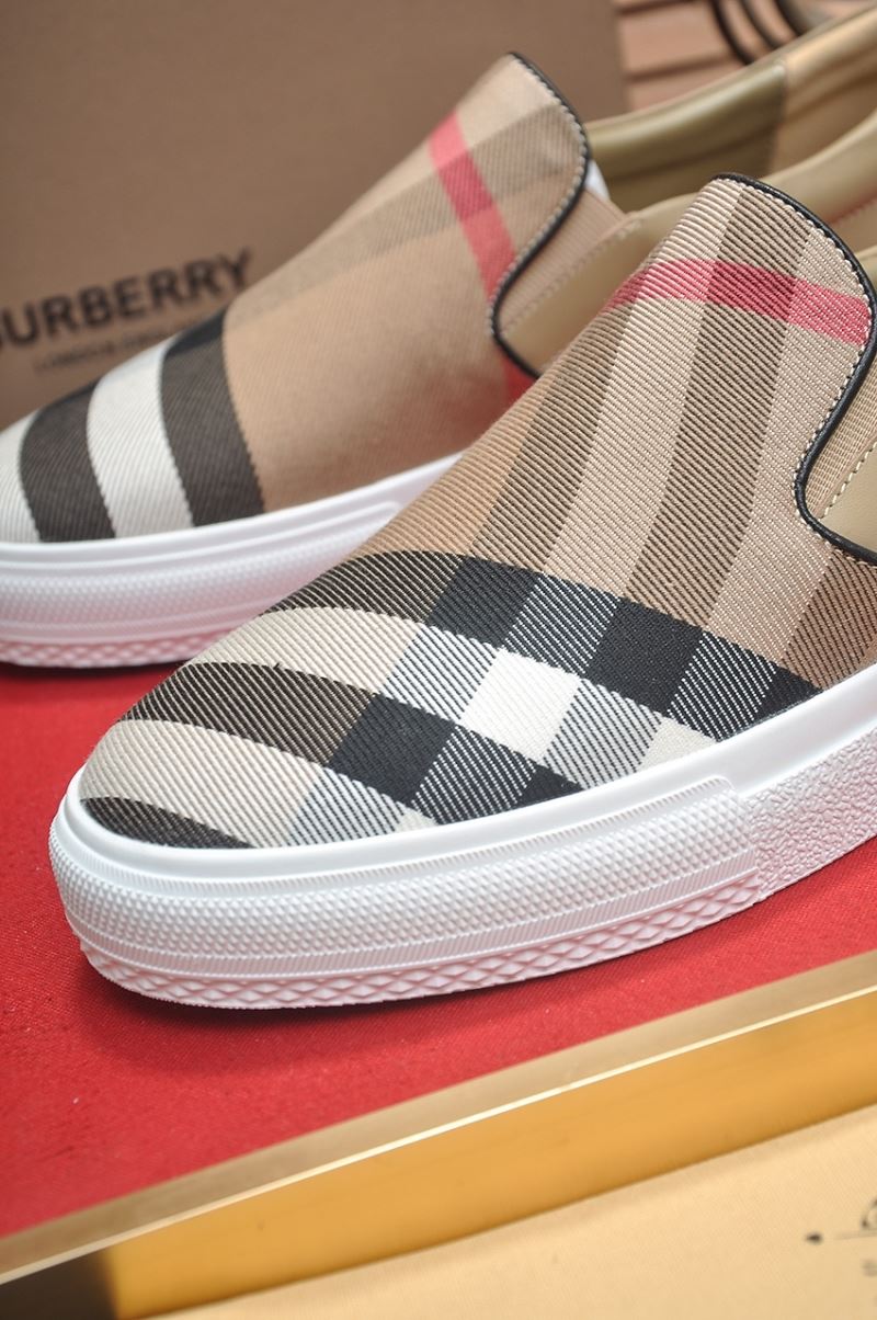 Burberry Low Shoes